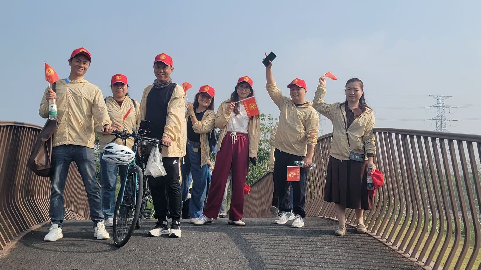 微信图片_20251209112931_358_306.jpg